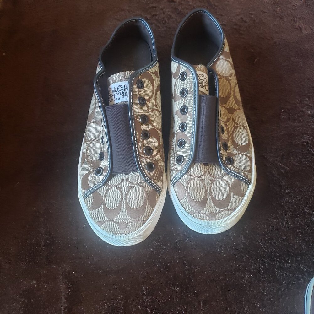 Coach Laceless slip-ons womens size 9.5